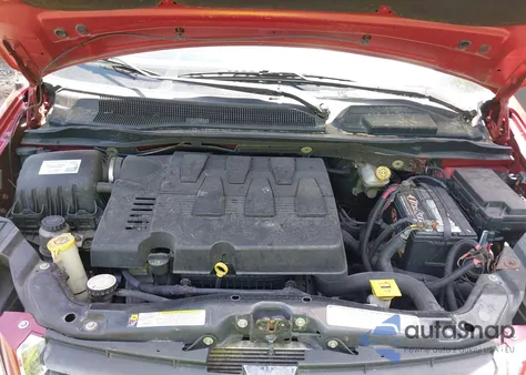 2010 Dodge Grand Caravan Sxt z USA, uszkodzony, nr VIN 2D4RN5DX5AR223609